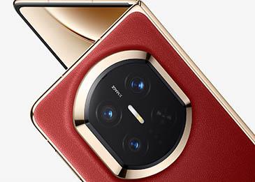 هاتف HUAWEI Mate X7: حقبة جديدة من التصوير الرائد في هاتف فائق النحافة قابل للطي